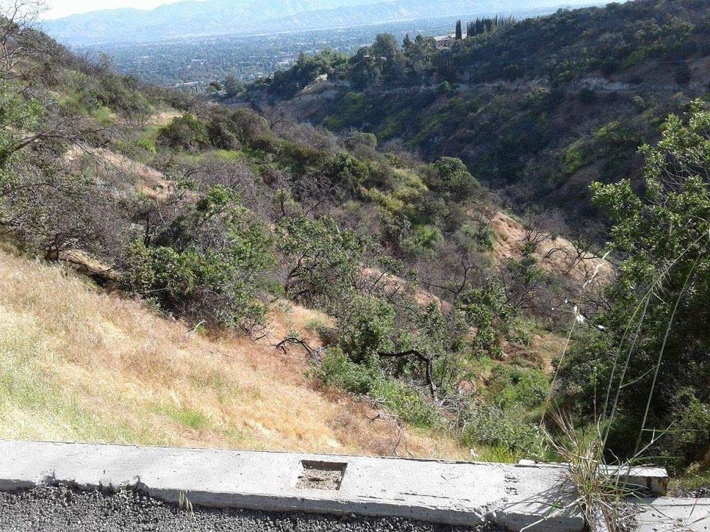 Dixie Canyon Park | Sherman Oaks, CA 91423