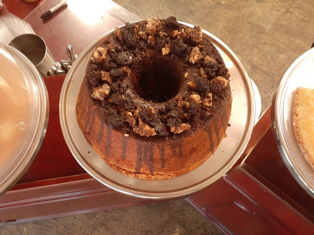 Pound by Legacy Cakes, Inc. | 3008 Spring Garden St, Greensboro, NC 27403, USA | Phone: (336) 355-1371