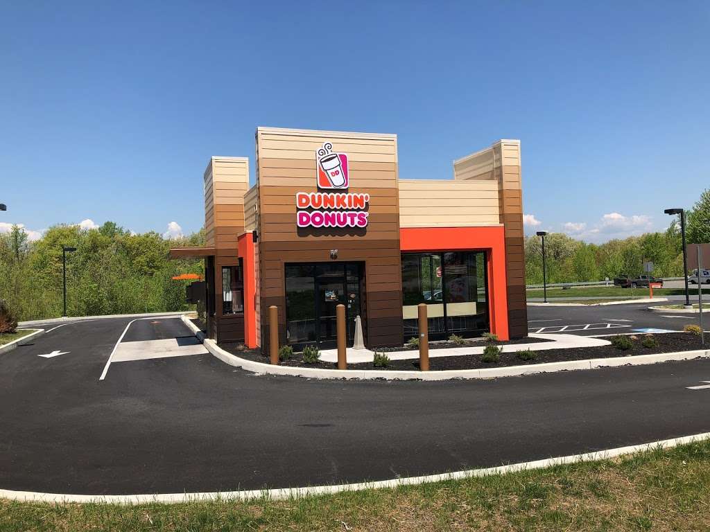 Dunkin Donuts | 3124 Pricetown Rd, Fleetwood, PA 19522, USA | Phone: (484) 575-4002