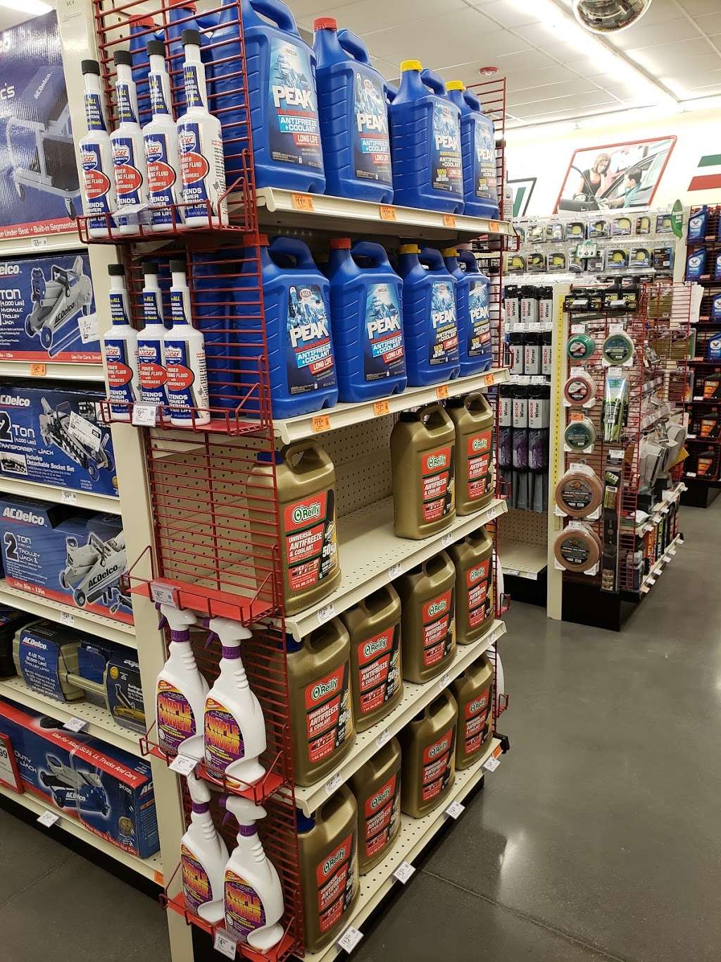 OReilly Auto Parts | 2750 Hartford Ave, Johnston, RI 02919, USA | Phone: (401) 404-4955