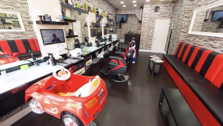 Blade barber | 401 Durnsford Rd, London SW19 8EE, UK | Phone: 020 8946 9500