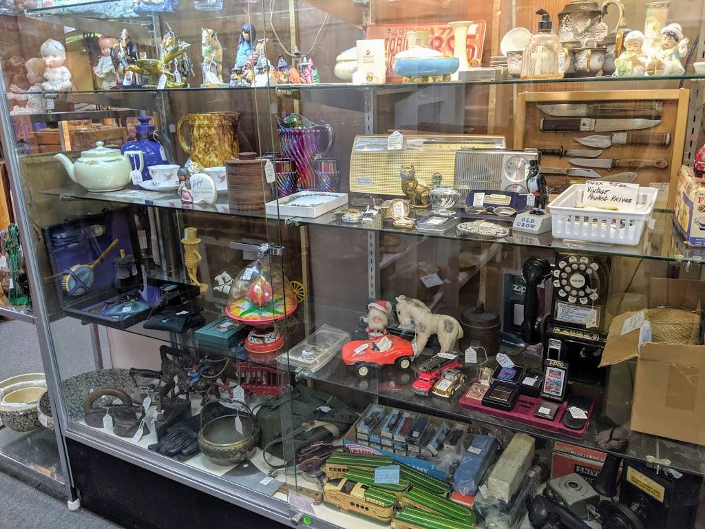 Superstition Grand Antique Mall | 7536 E Main St, Mesa, AZ 85207, USA | Phone: (480) 982-1004