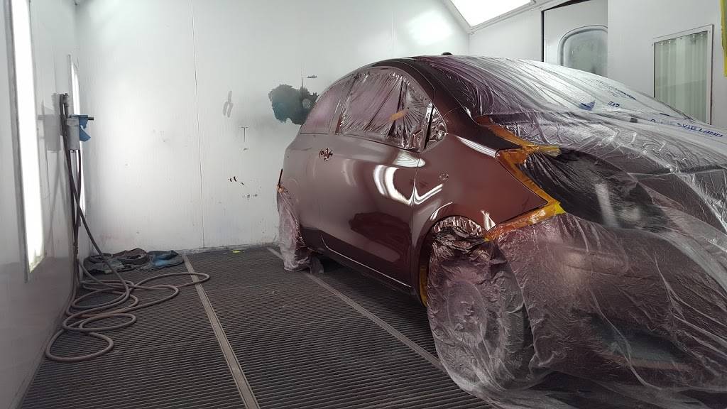 Ricks Collision & Refinishing, LLC | 215 E 27th St, Tucson, AZ 85713, USA | Phone: (520) 792-3700