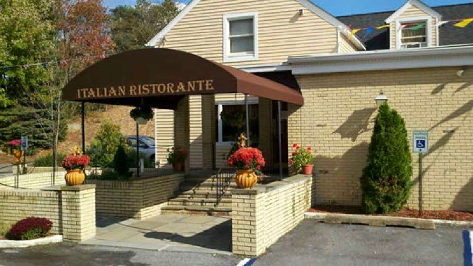 Mamma Rosa Ristorante | 252 NY-100, Somers, NY 10589, USA | Phone: (914) 232-8080