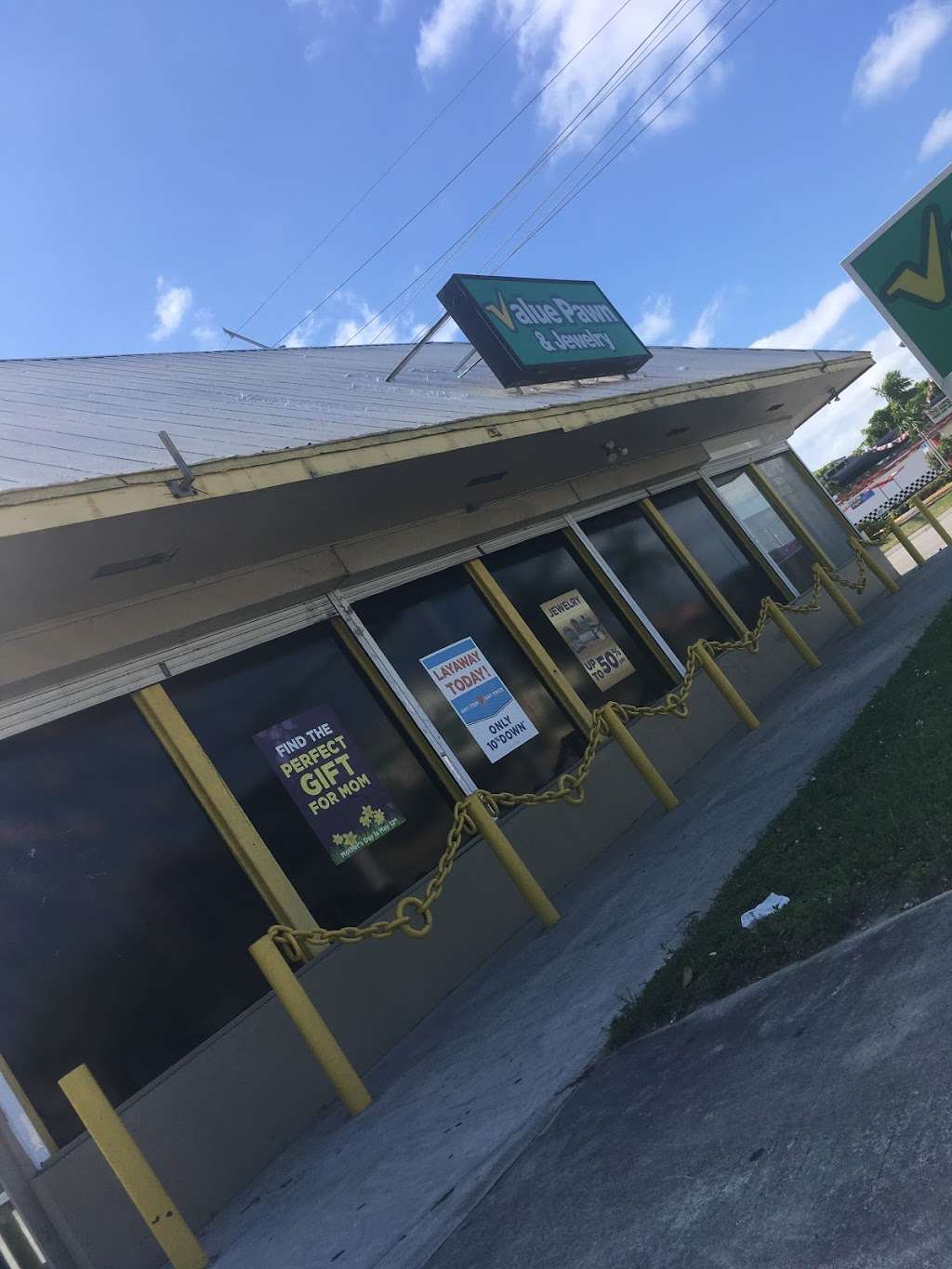 Value Pawn & Jewelry | 13505 NW 7th Ave, North Miami, FL 33168, USA | Phone: (305) 687-2274