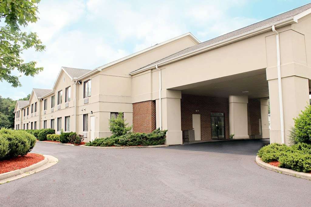 Quality Inn | 4522 Richmond Rd, Warsaw, VA 22572, USA | Phone: (804) 333-1700