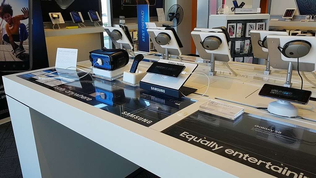 AT&T Store | 5 S Morehall Rd #300, Malvern, PA 19355, USA | Phone: (610) 640-0700