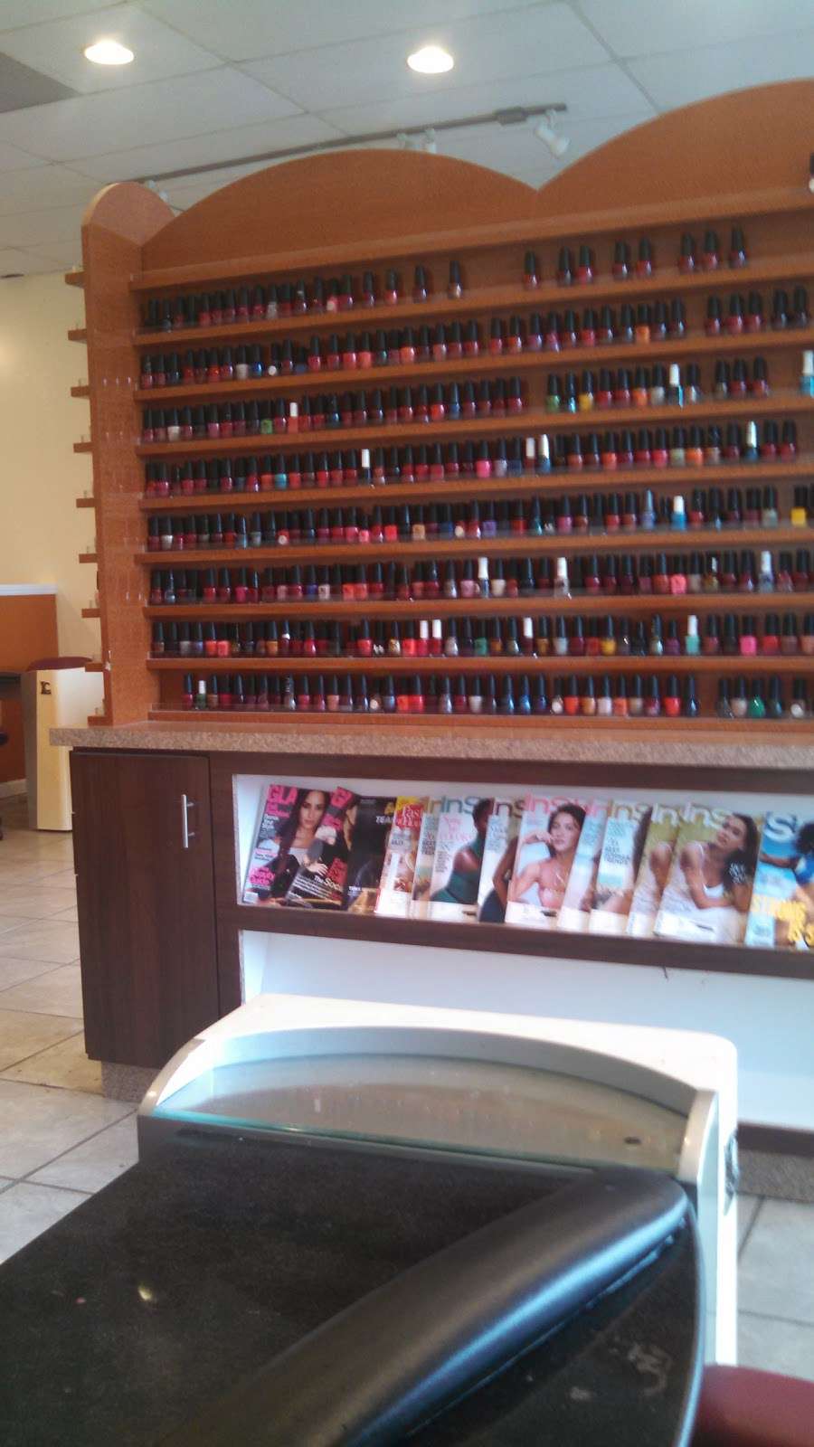 COLOUR NAILS & HAIR SPA | 2160 Lincoln Hwy E, Lancaster, PA 17602, USA | Phone: (717) 394-8370