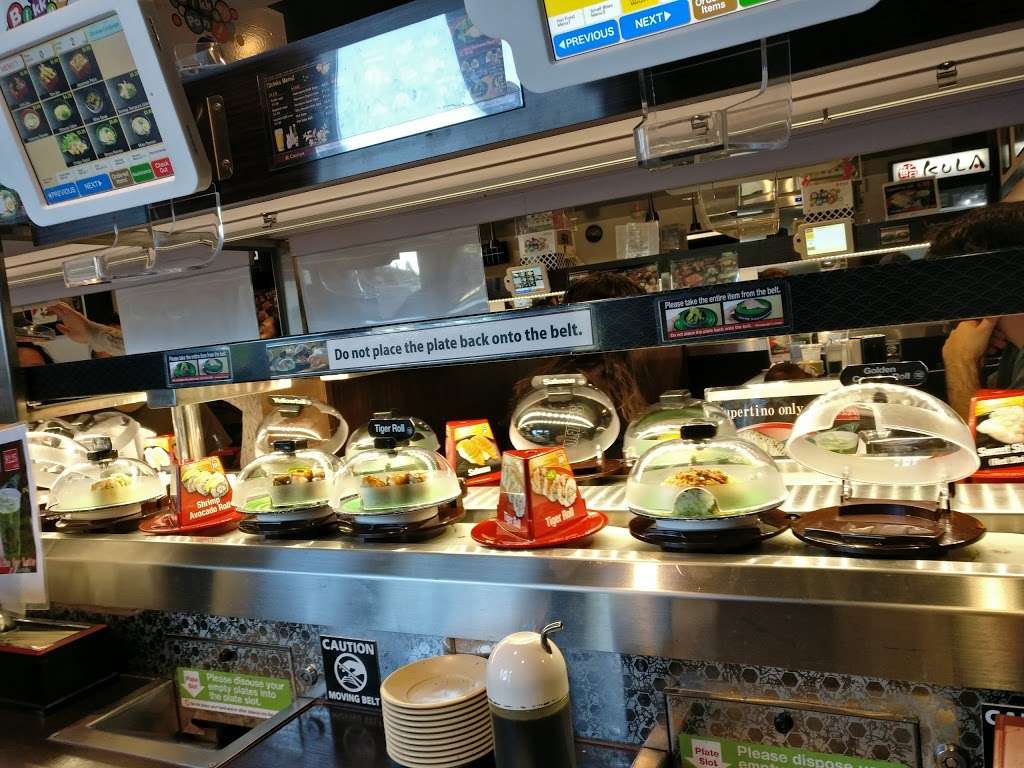 Kura Revolving Sushi Bar | 19600 Vallco Pkwy Suite #160, Cupertino, CA 95014, USA | Phone: (408) 861-0155