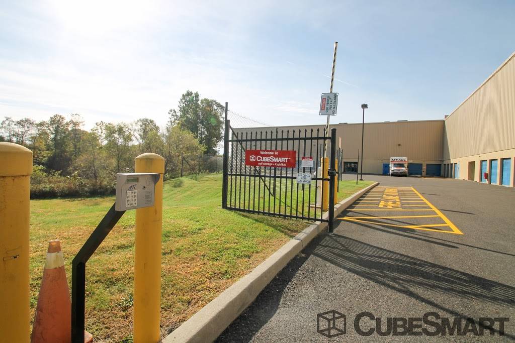 CubeSmart Self Storage | 830 Wheeler Way, Langhorne, PA 19047, USA | Phone: (215) 752-4882