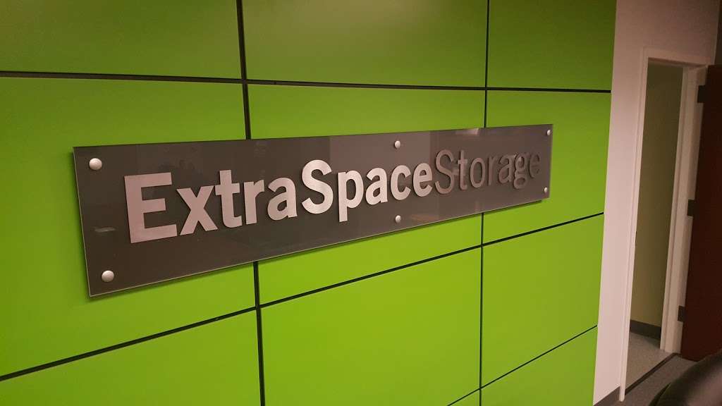 Extra Space Storage | 101 N Black Horse Pike, Bellmawr, NJ 08031, USA | Phone: (856) 931-3900