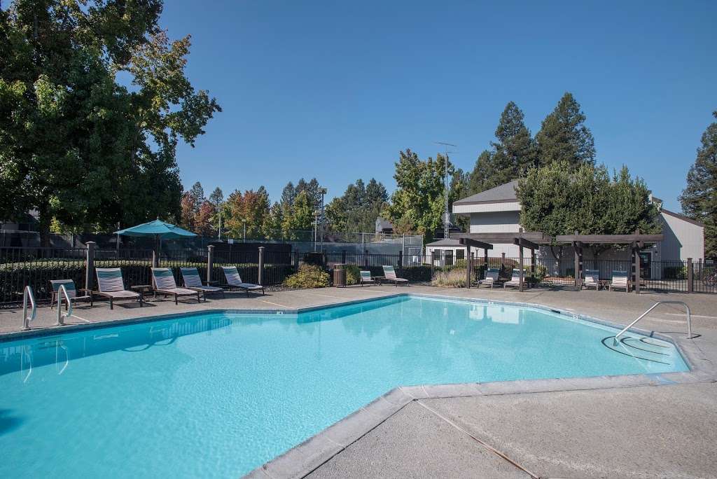 Park Ridge Apartment Homes | 4949 Snyder Ln, Rohnert Park, CA 94928 | Phone: (707) 400-6865