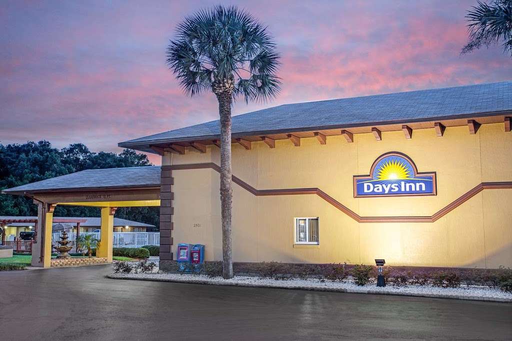 Days Inn by Wyndham Orange City/Deland | 2501 N Volusia Ave, Orange City, FL 32763 | Phone: (386) 218-2136