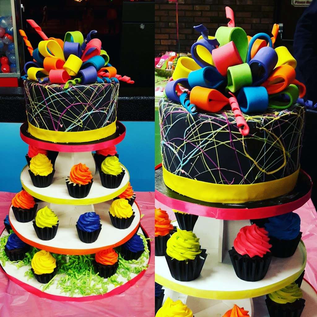 Staceys Cakes And Creations | 7317 E Furnace Branch Rd, Glen Burnie, MD 21060 | Phone: (443) 739-8192