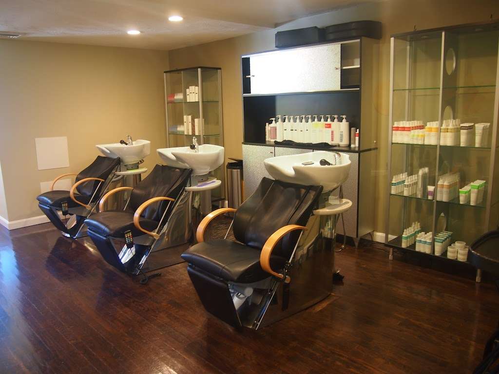 Salon Entre Nous LLC | 60 Central St, Fayville, MA 01745, USA | Phone: (508) 303-8866