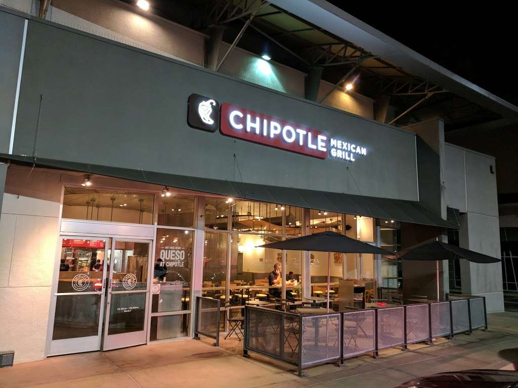Chipotle Mexican Grill | 2300 Harbor Blvd L1, Costa Mesa, CA 92626, USA | Phone: (949) 646-1288