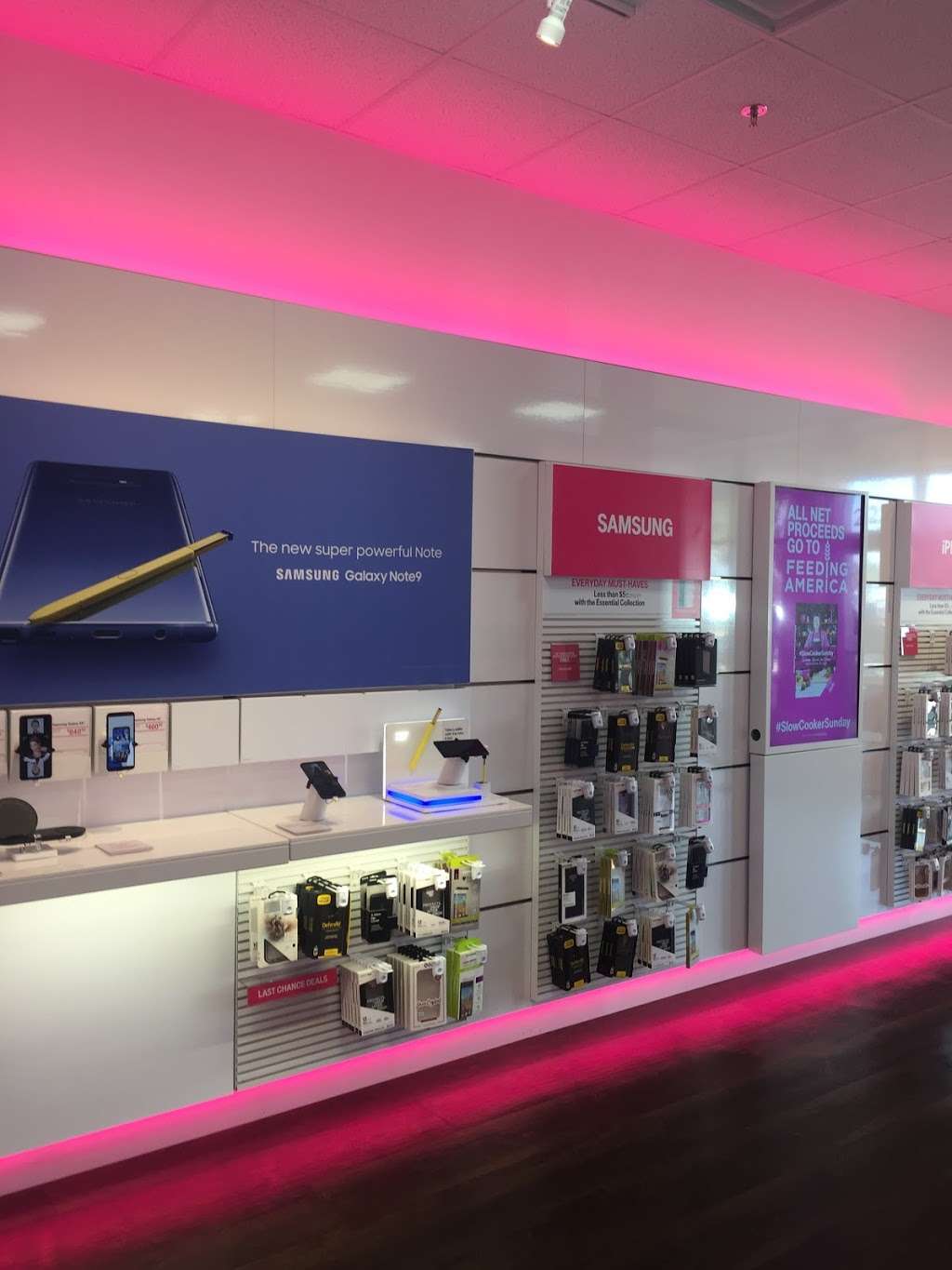 T-Mobile | 2522 Burnsed Blvd, The Villages, FL 32163, USA | Phone: (352) 310-0047