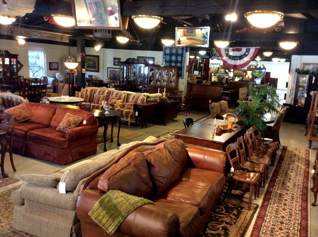 Furniture4U of Lititz | 243 S Broad St, Lititz, PA 17543, USA | Phone: (717) 519-9657