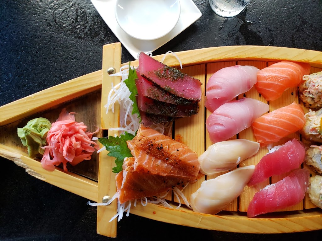 Sushi Axiom-West Fort Worth | 2600 W 7th St, Fort Worth, TX 76107 | Phone: (817) 877-3331