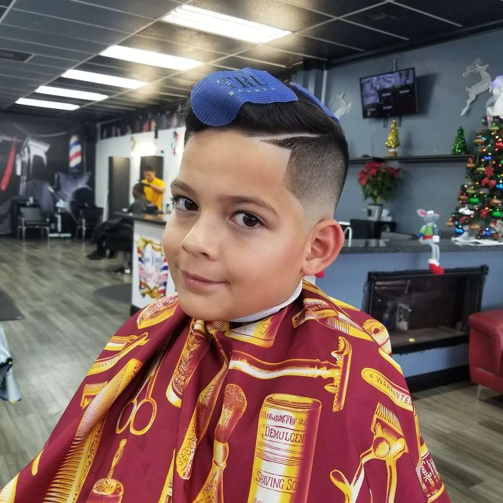 Oscar Barber | 8330 Pines Blvd, Pembroke Pines, FL 33024 | Phone: (786) 955-3432