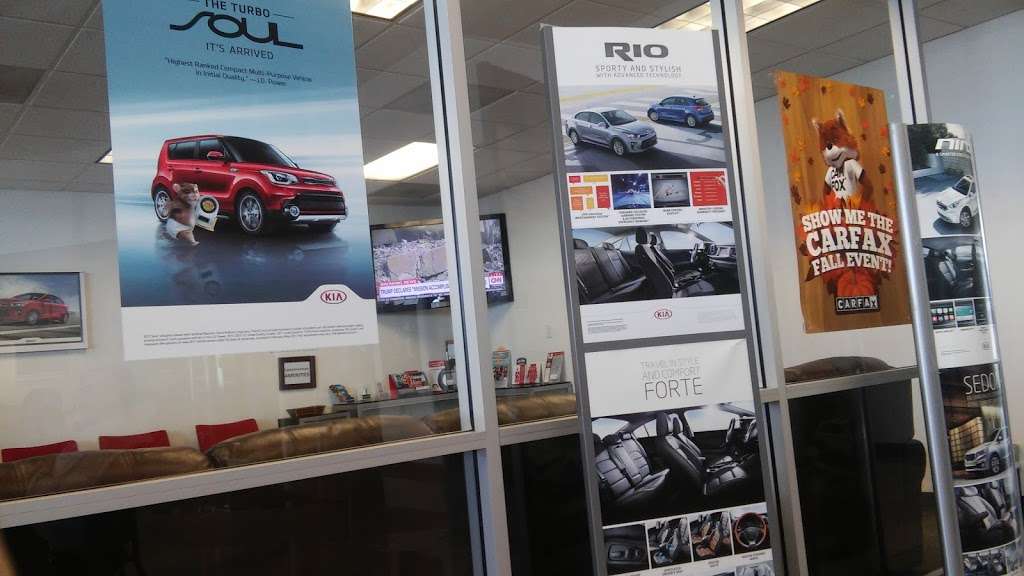 Riverside Kia | 4104, 8100 Auto Dr, Riverside, CA 92504, USA | Phone: (951) 509-1000