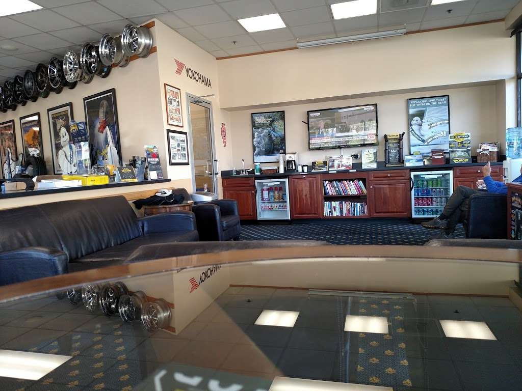 Suburban Tire Auto Repair Center | 755 North Ave, Glendale Heights, IL 60139 | Phone: (630) 790-1600