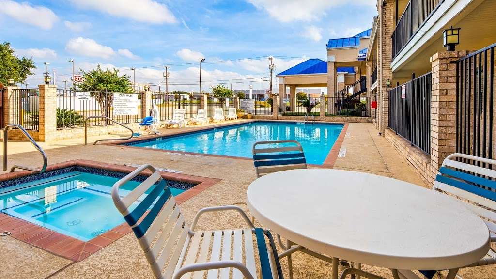 Best Western Garden Inn | 11939 I-35, San Antonio, TX 78233, USA | Phone: (210) 599-0999