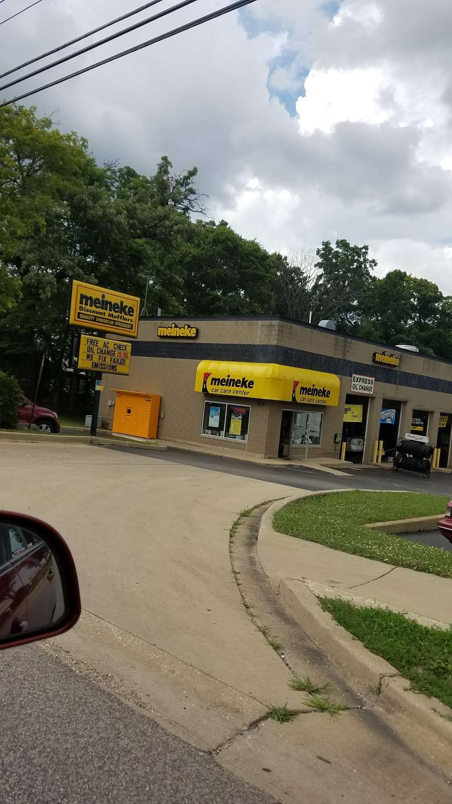 Meineke Car Care Center | 1301 N Lake St, Aurora, IL 60506 | Phone: (630) 618-2794