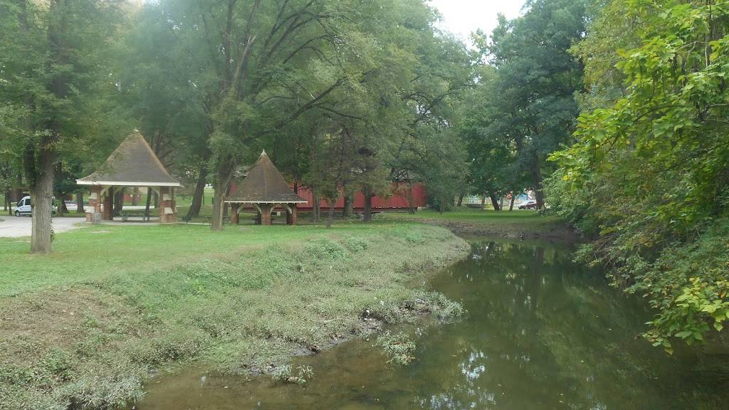 Highland Well House Shelter | Kokomo, IN 46902