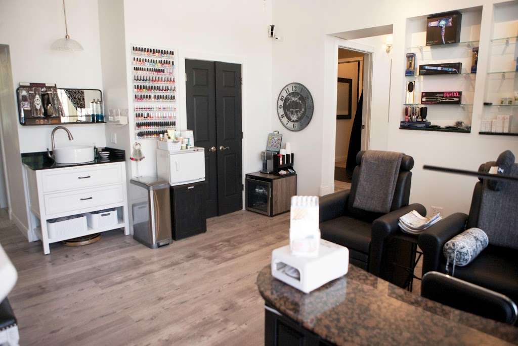 Salon & Spa Ellenbe | 39W250 Herrington Blvd, Geneva, IL 60134, USA | Phone: (630) 557-6115