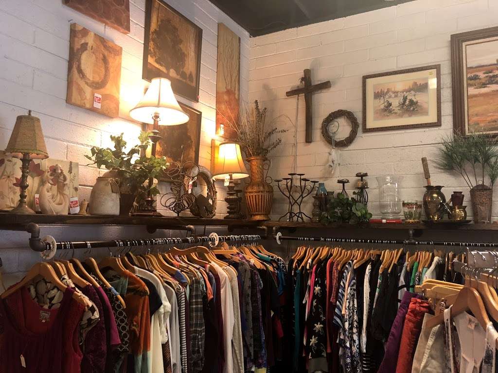 Reclaimed Thrift Shop | 2205 E Eugie Terrace, Phoenix, AZ 85022, USA | Phone: (602) 491-8600