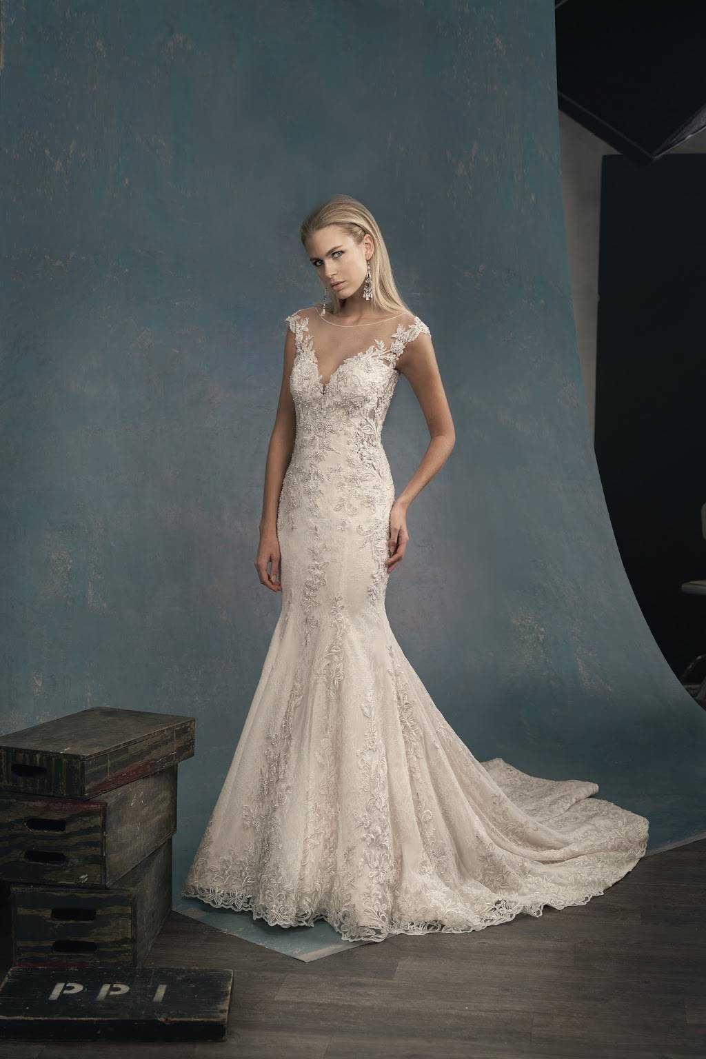 Suzannes Bridal Boutique | 3614 E Southern Ave Suite #106, Mesa, AZ 85206, USA | Phone: (480) 926-9106