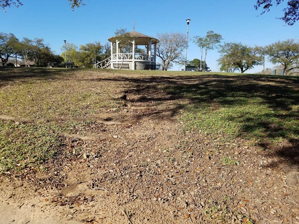 Hidalgo Park | 7000 Avenue Q, Houston, TX 77011, USA | Phone: (281) 260-9166