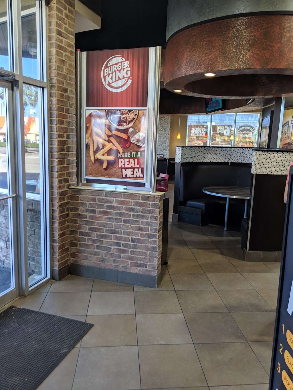 Burger King | 1401 TX-332 Space A, Clute, TX 77531, USA | Phone: (979) 266-8676