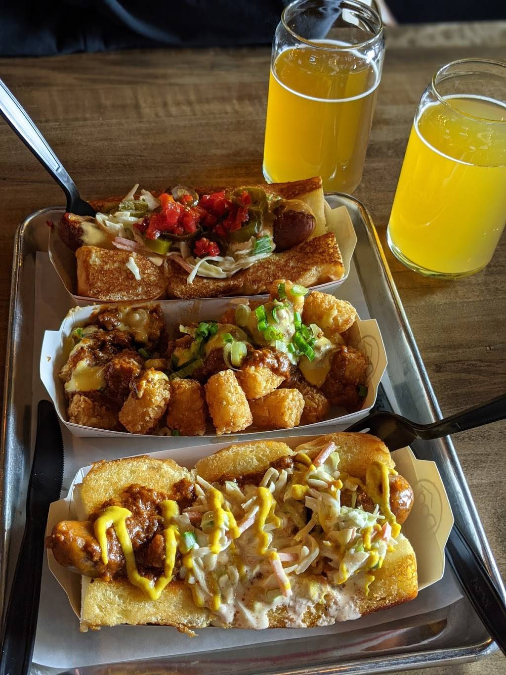 Dog Haus Biergarten | 2224 E Williams Field Rd #107, Gilbert, AZ 85295 | Phone: (602) 584-7156