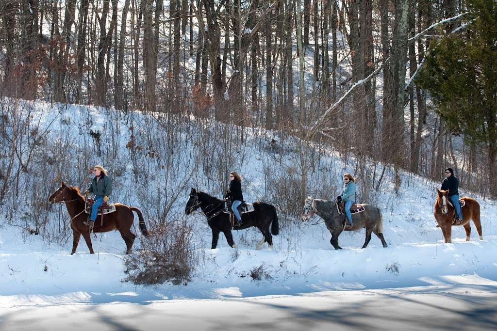 Bushkill Riding Stables | 124 Golf Dr, East Stroudsburg, PA 18302, USA | Phone: (570) 588-5192