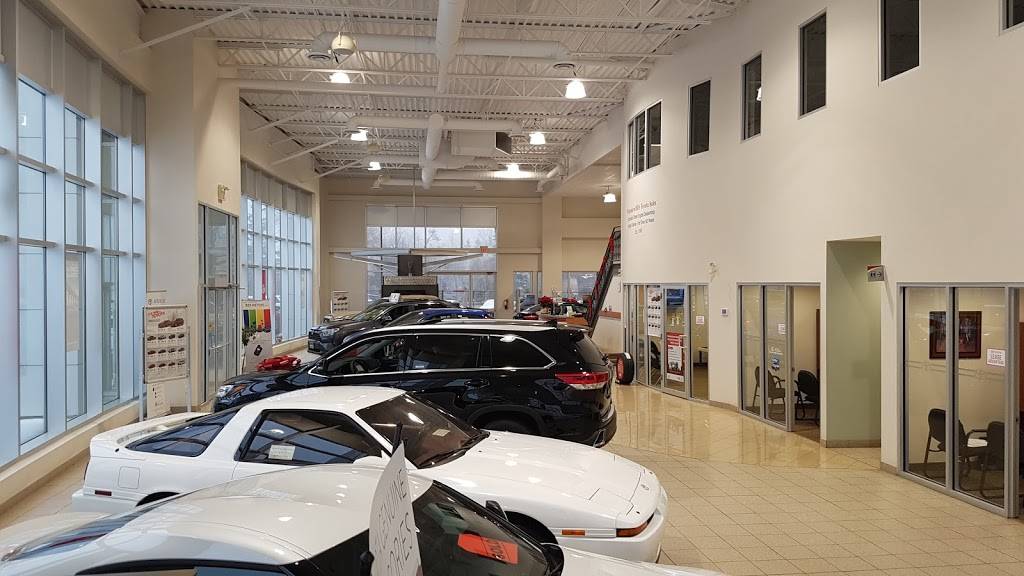 Bills Toyota Sales | 925 Garrison Rd, Fort Erie, ON L2A 1N6, Canada | Phone: (905) 871-7417