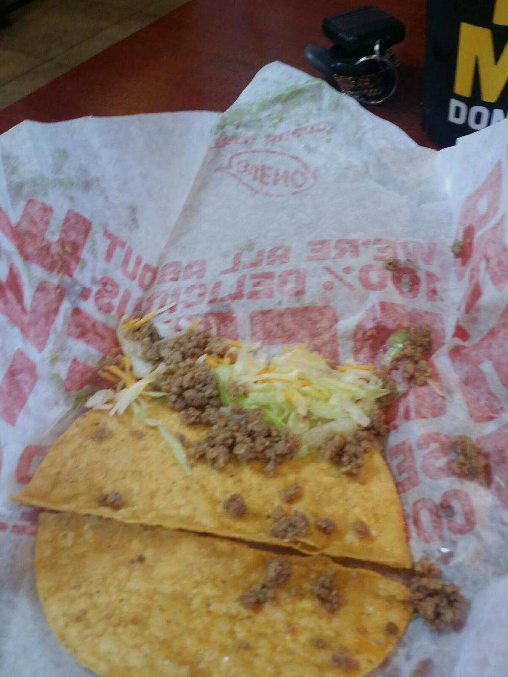 Taco Bueno | 1021 E State Hwy 152, Mustang, OK 73064, USA | Phone: (405) 294-4756