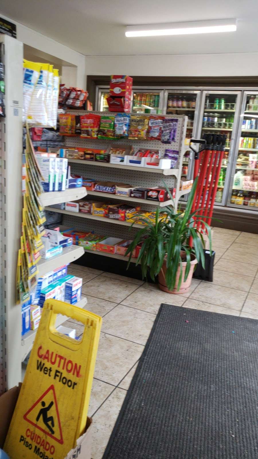 Sams Deli 2 and Convenience Store | 435 Green Pond Rd, Hibernia, NJ 07842, USA | Phone: (973) 784-4082