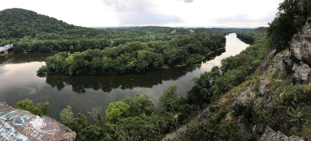 Point of Rocks overlook | Jefferson, MD 21755, USA