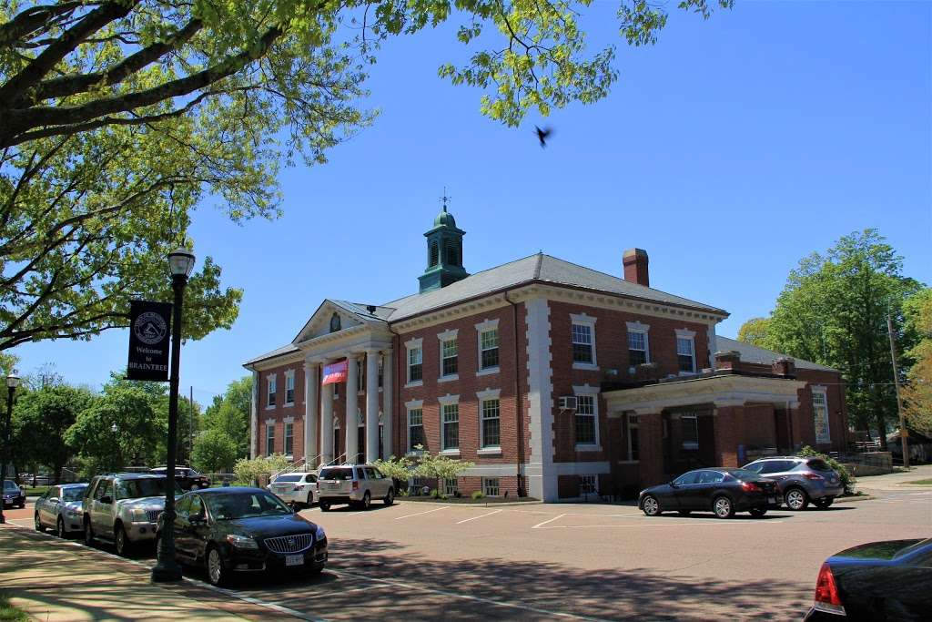 Braintree Town Hall | 1 John F Kennedy Memorial Dr, Braintree, MA 02184, USA | Phone: (781) 794-8000