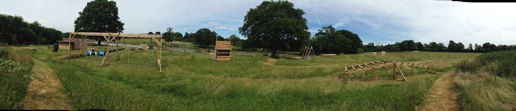Obstacle Play Park | Honeycrock Farm, Redhill RH1 5QL, UK | Phone: 07802 754624