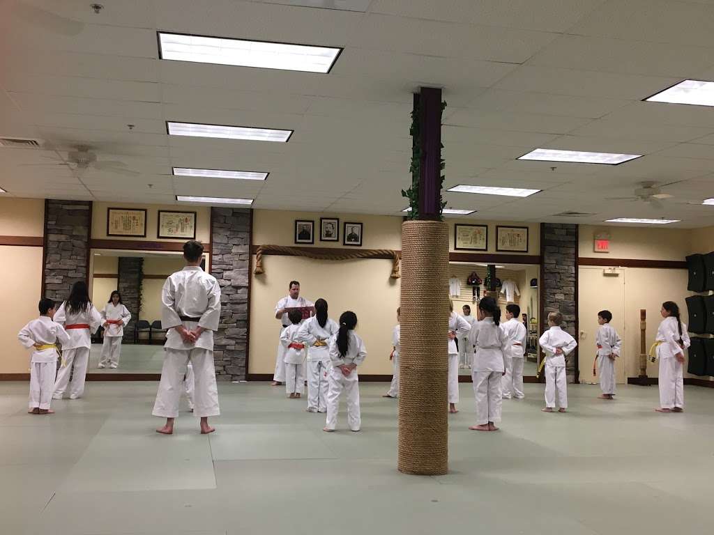 Authentic Karate Training Center | 83 Pine St, Peabody, MA 01960, USA | Phone: (978) 536-0900