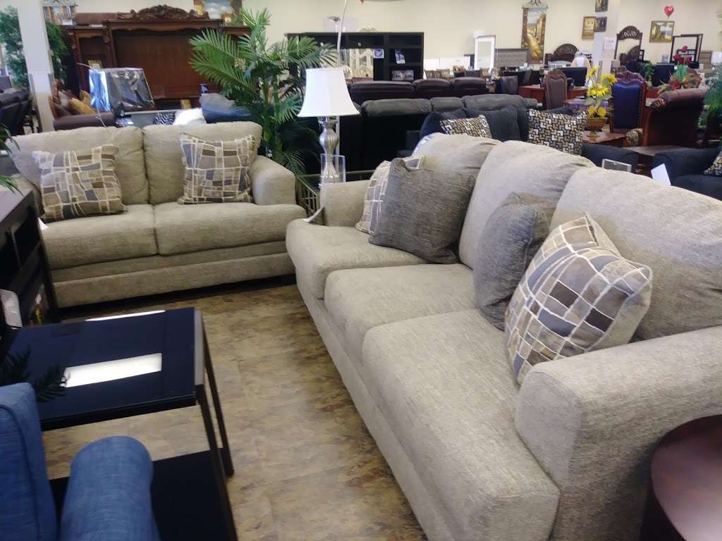 Canales Furniture | 3560 W Airport Fwy, Irving, TX 75062 | Phone: (469) 845-3038