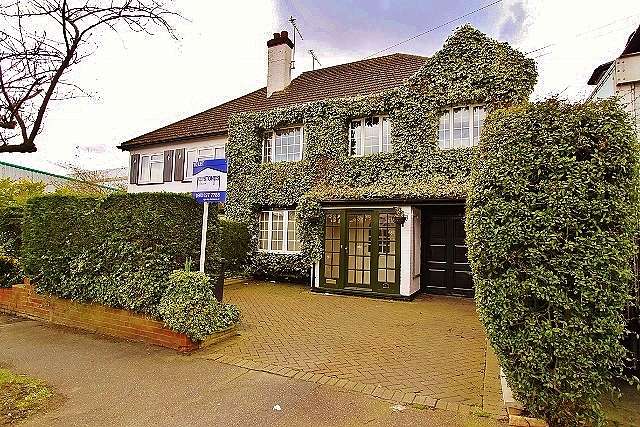 Keystones Property | Forest House, 186 Forest Road, Loughton IG10 1EG, UK | Phone: 020 3697 7788