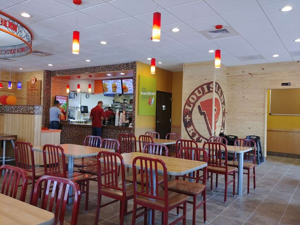 Popeyes Louisiana Kitchen | 852 Buenaventura Blvd, Kissimmee, FL 34743, USA | Phone: (407) 837-4082