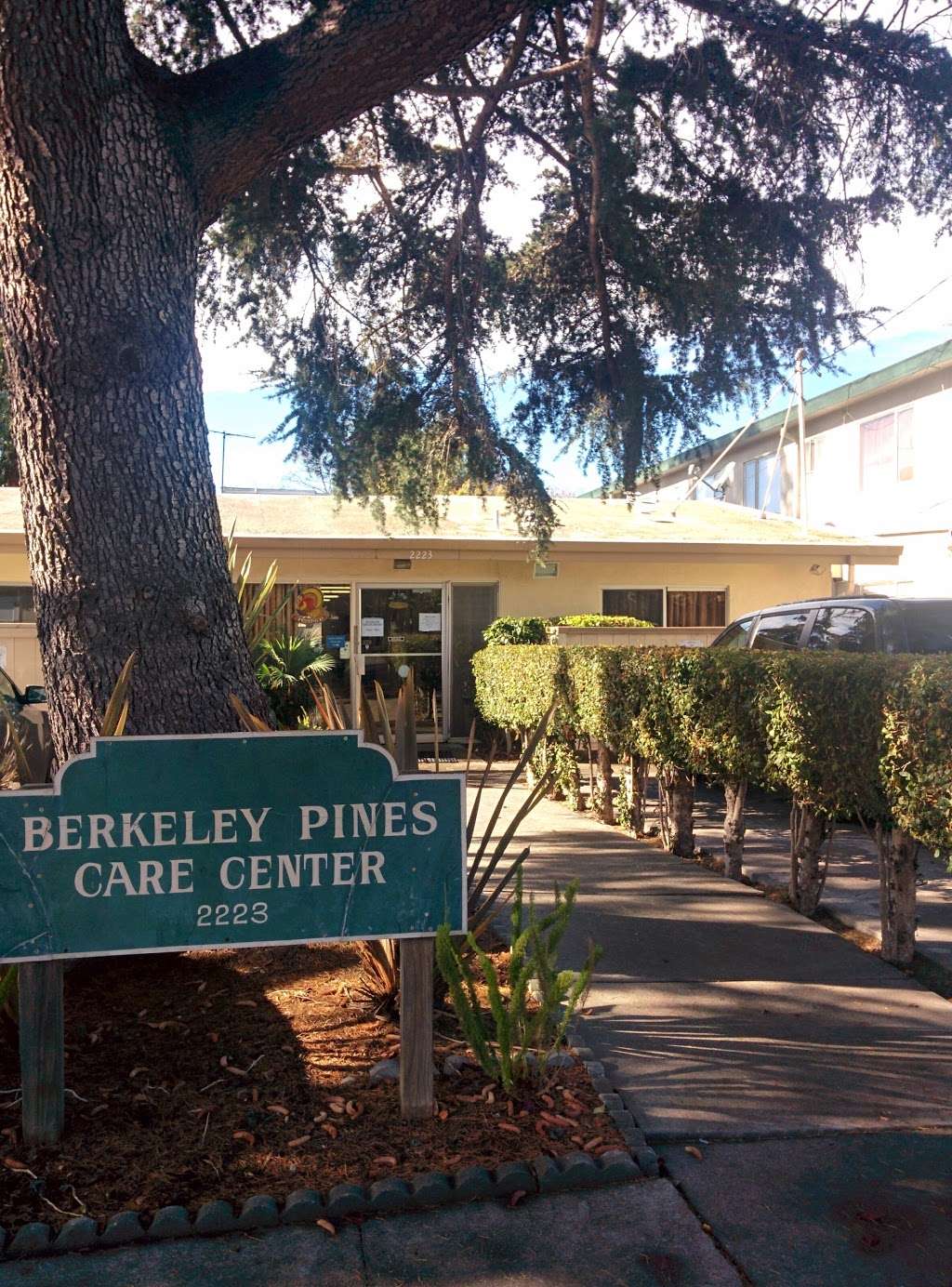 Berkeley Pines Care Center | 2223 Ashby Ave, Berkeley, CA 94705, USA | Phone: (510) 649-6670