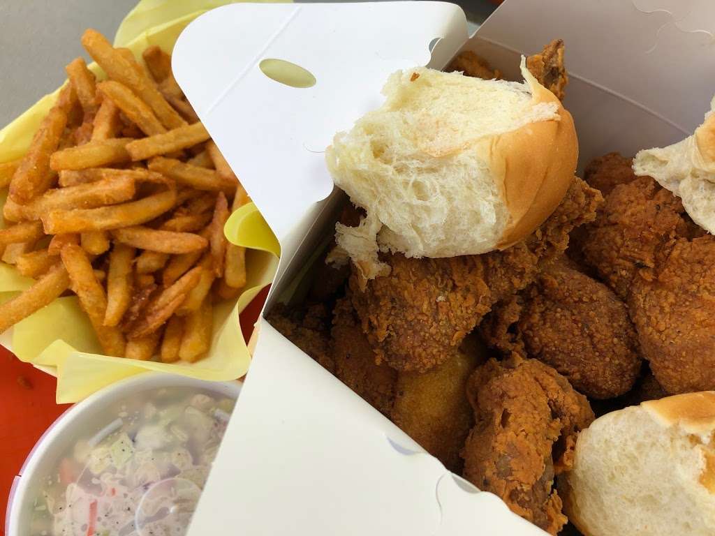 Louisiana Fried Chicken | 4015 Red Bluff Rd, Pasadena, TX 77503, USA | Phone: (832) 429-3357