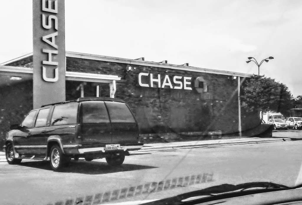 Chase Bank | 2325 Gus Thomasson Rd, Dallas, TX 75228 | Phone: (214) 319-5211