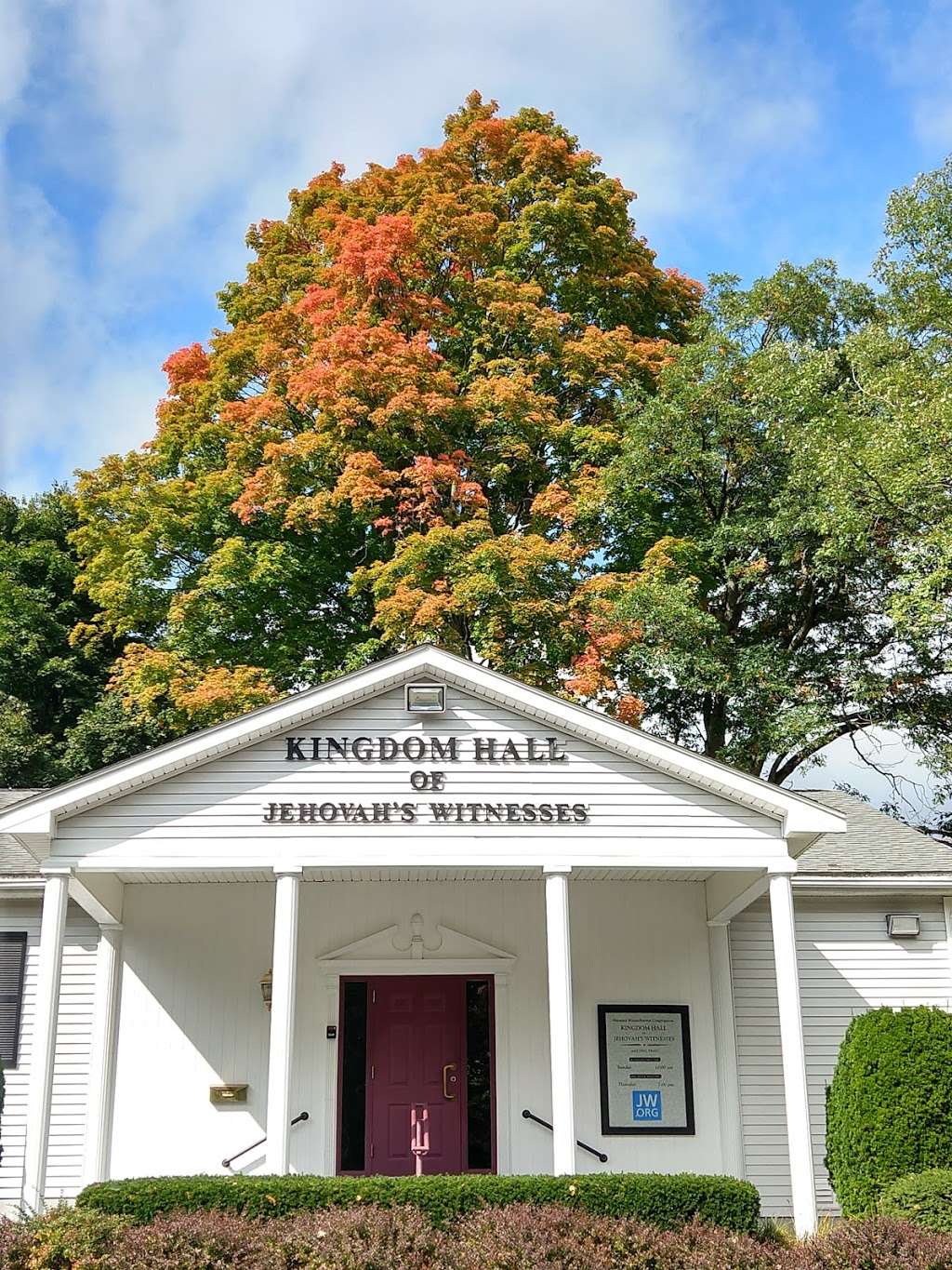 Kingdom Hall Of Jehovahs Witnesses | 2 School St, Maynard, MA 01754, USA | Phone: (978) 897-2046